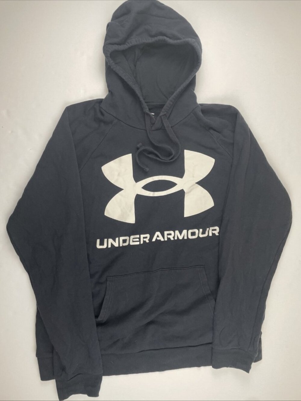 Under Armour Hoodie Men’s 2XL Black Loose Coldgear Sweatshirt Activewear - Picture 2 of 8